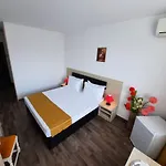 Apollo فندق