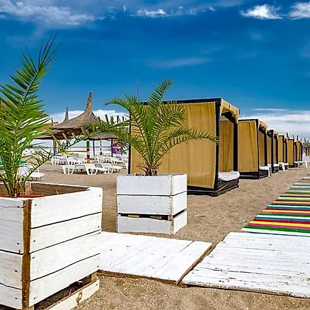 Hotel Apollo 3*